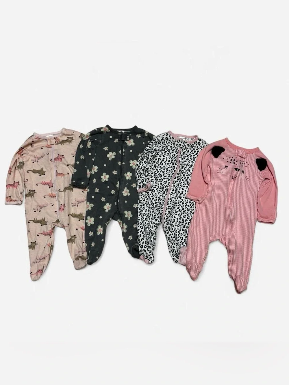 Gerber 0-3m Leopard Footed Sleeper Bundle